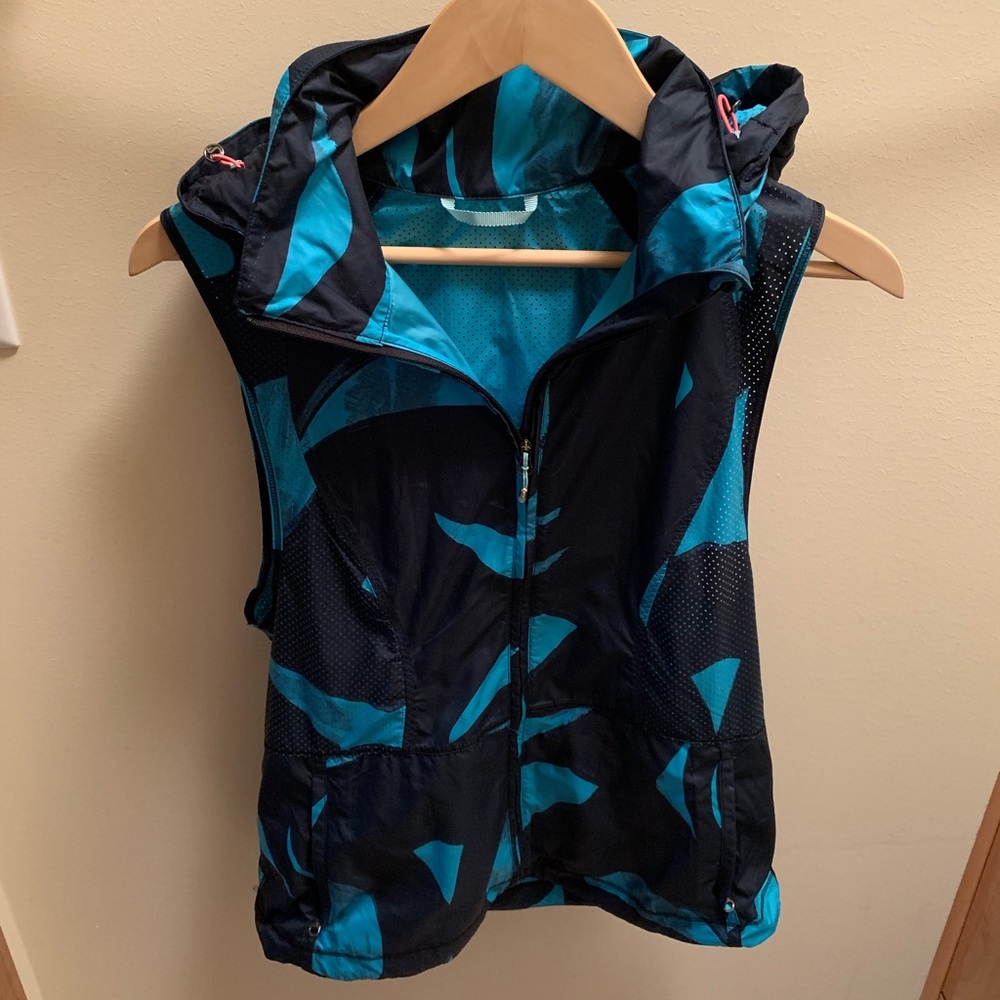 Lululemon Pack It Running Vest